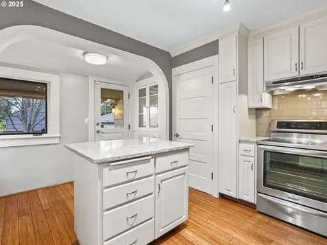 3822 NE 66th Avenue Portland OR 97213