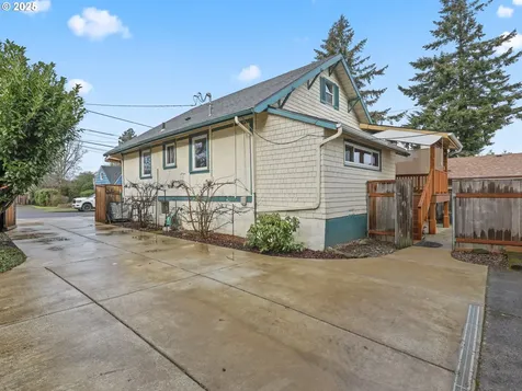 3822 NE 66th Avenue Portland OR 97213