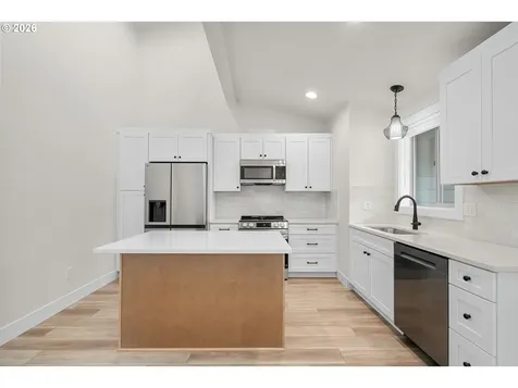 12282 Meadowlawn Drive Oregon City OR 97045