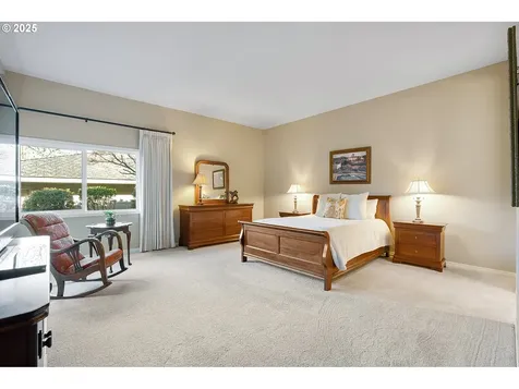 7240 SW Lake Bluff Court Wilsonville OR 97070