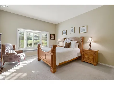 7240 SW Lake Bluff Court Wilsonville OR 97070