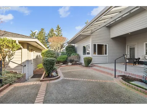 7240 SW Lake Bluff Court Wilsonville OR 97070