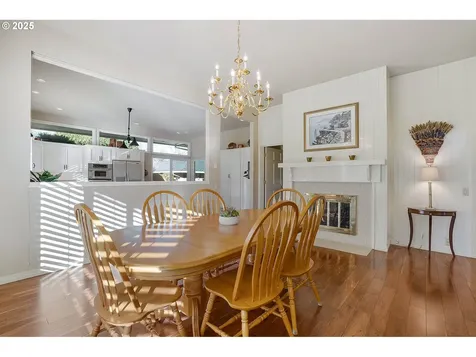 7240 SW Lake Bluff Court Wilsonville OR 97070