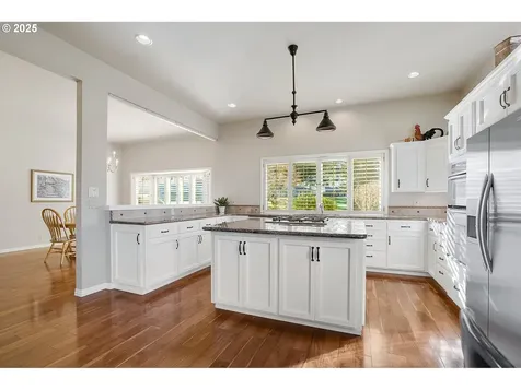 7240 SW Lake Bluff Court Wilsonville OR 97070