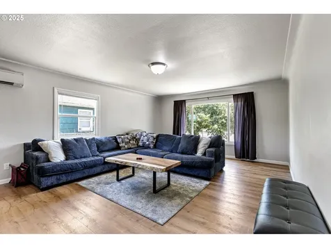 2114 Centennial Boulevard Springfield OR 97477
