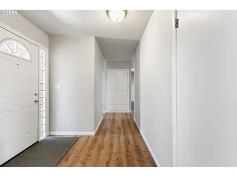 2114 Centennial Boulevard Springfield OR 97477