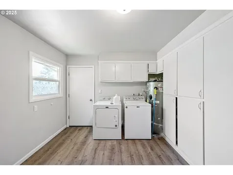 2114 Centennial Boulevard Springfield OR 97477