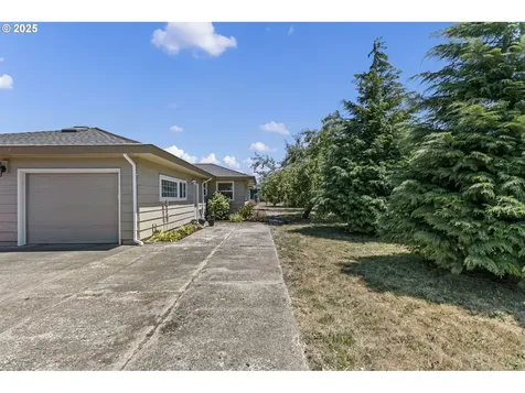 2114 Centennial Boulevard Springfield OR 97477