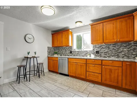 2530 17th Avenue Forest Grove OR 97116