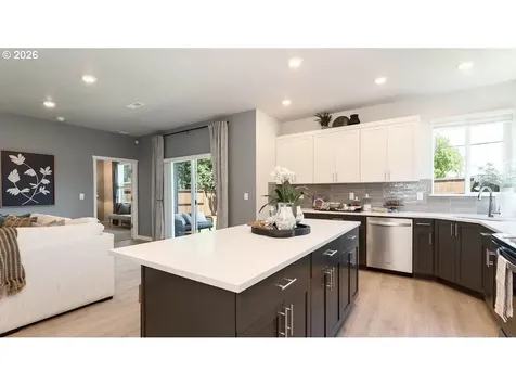 2664 Landau Street SE Salem OR 97306