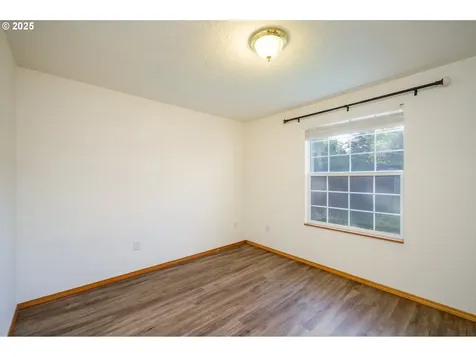 130 SW West Hills Drive Mcminnville OR 97128