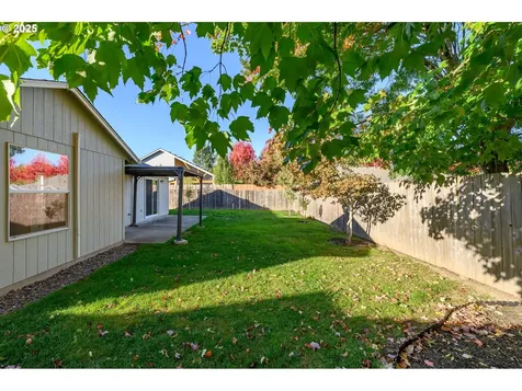 130 SW West Hills Drive Mcminnville OR 97128
