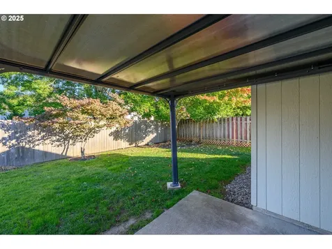 130 SW West Hills Drive Mcminnville OR 97128