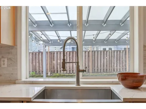 16046 NW Trakehner Way Portland OR 97229