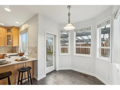 16046 NW Trakehner Way Portland OR 97229