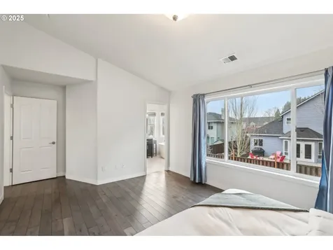 16046 NW Trakehner Way Portland OR 97229
