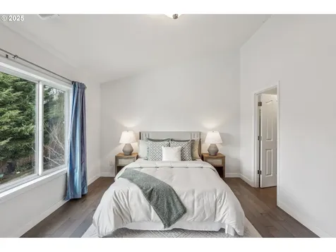 16046 NW Trakehner Way Portland OR 97229