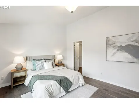 16046 NW Trakehner Way Portland OR 97229