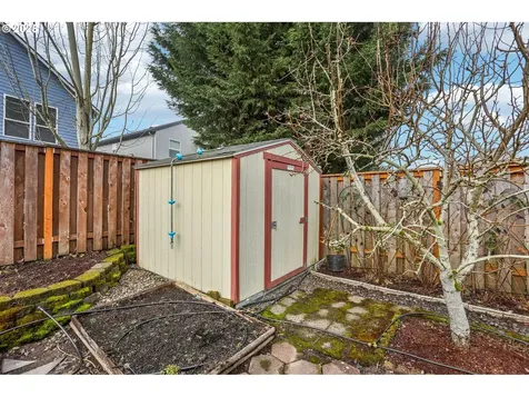 16046 NW Trakehner Way Portland OR 97229