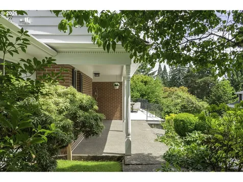 4901 SW Humphrey Park Portland OR 97221