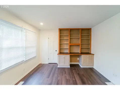 4901 SW Humphrey Park Portland OR 97221