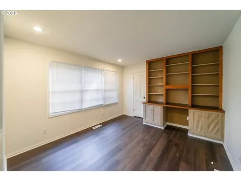 4901 SW Humphrey Park Portland OR 97221