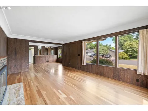 107 NW 10th Avenue Canby OR 97013