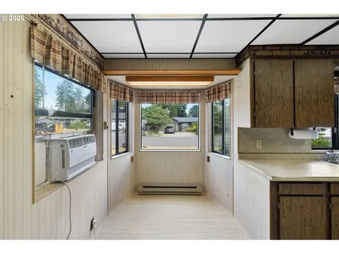 107 NW 10th Avenue Canby OR 97013