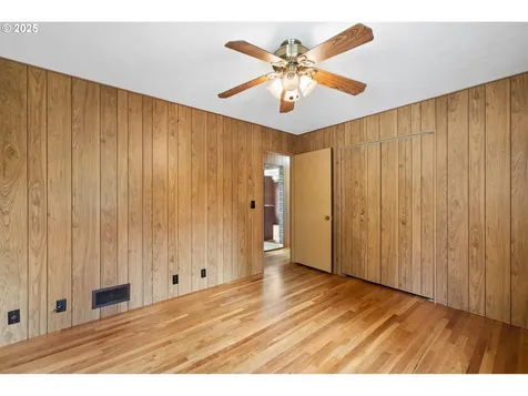 107 NW 10th Avenue Canby OR 97013