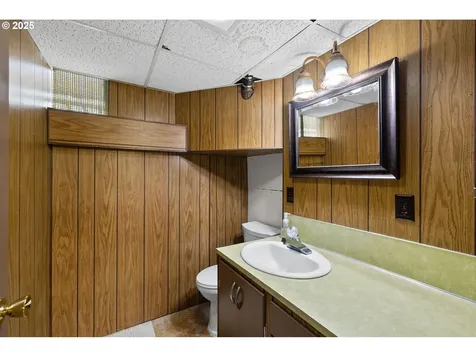 107 NW 10th Avenue Canby OR 97013