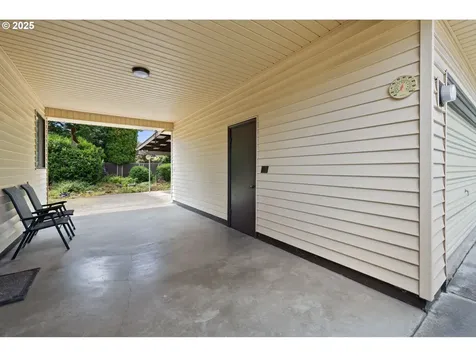 107 NW 10th Avenue Canby OR 97013