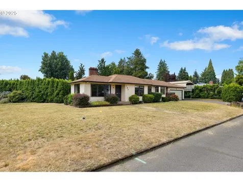 107 NW 10th Avenue Canby OR 97013