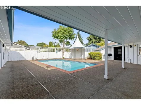 5249 SE 35th Avenue Portland OR 97202