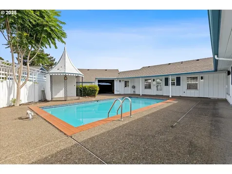 5249 SE 35th Avenue Portland OR 97202