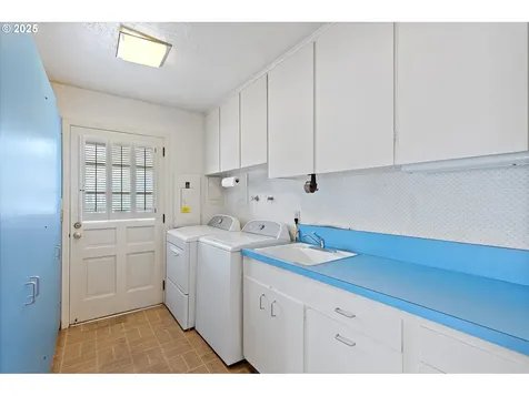 5249 SE 35th Avenue Portland OR 97202