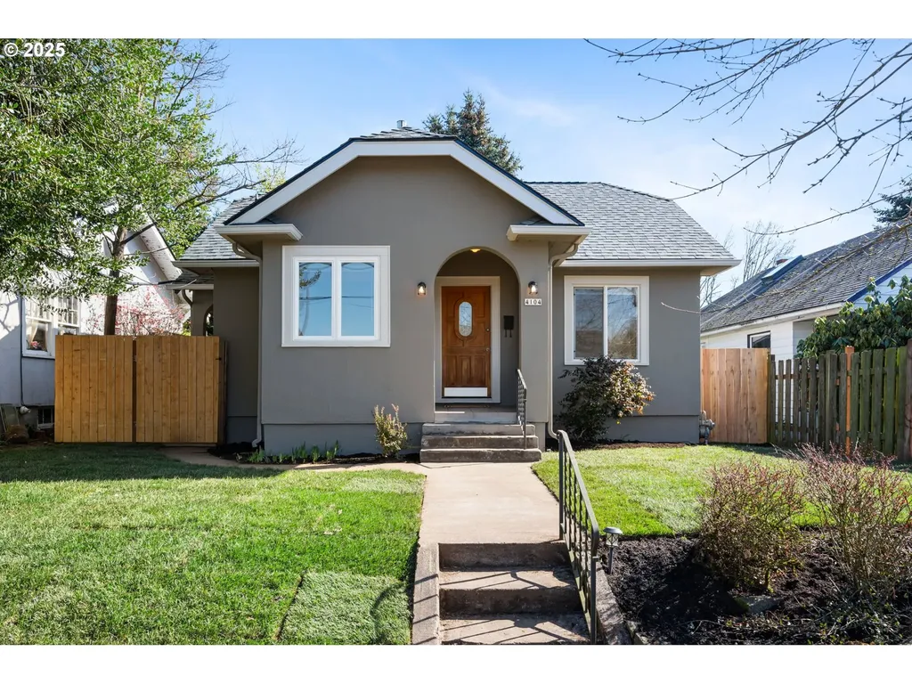 4104 SE 62nd Avenue Portland OR 97206