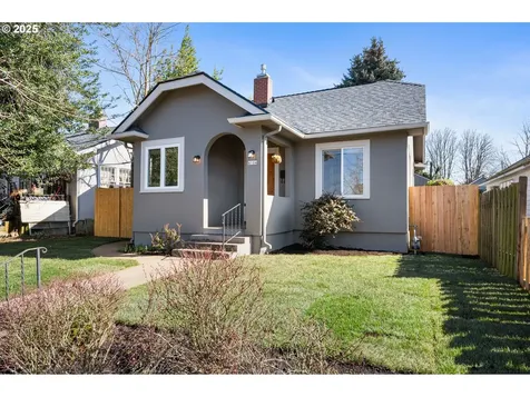 4104 SE 62nd Avenue Portland OR 97206