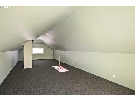 4104 SE 62nd Avenue Portland OR 97206