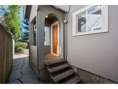 4104 SE 62nd Avenue Portland OR 97206