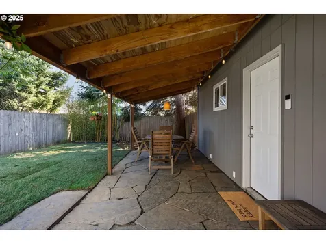 4104 SE 62nd Avenue Portland OR 97206