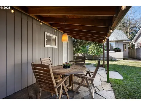 4104 SE 62nd Avenue Portland OR 97206