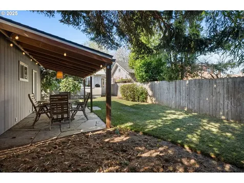 4104 SE 62nd Avenue Portland OR 97206