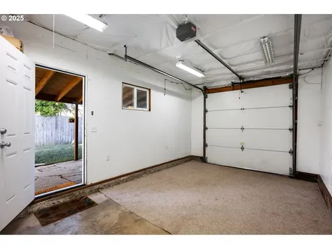 4104 SE 62nd Avenue Portland OR 97206