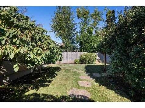 4104 SE 62nd Avenue Portland OR 97206