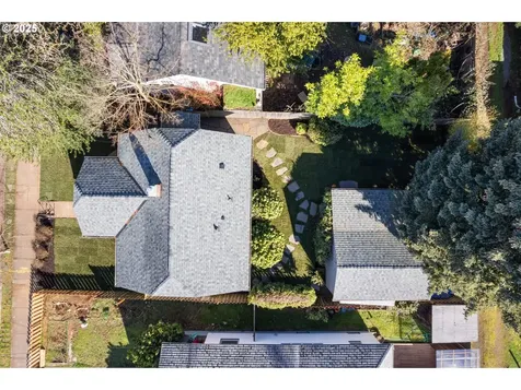 4104 SE 62nd Avenue Portland OR 97206