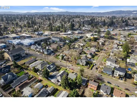 4104 SE 62nd Avenue Portland OR 97206