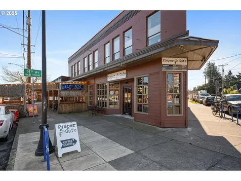 4104 SE 62nd Avenue Portland OR 97206