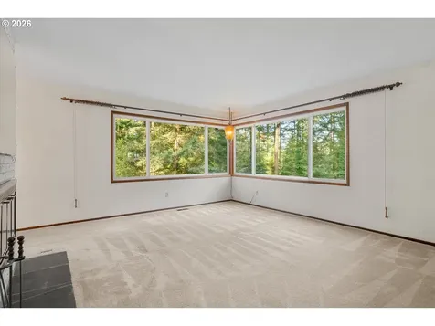 27783 SW Strawberry Hill Drive Hillsboro OR 97123