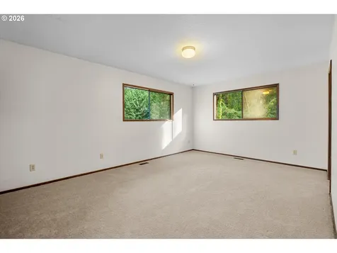 27783 SW Strawberry Hill Drive Hillsboro OR 97123