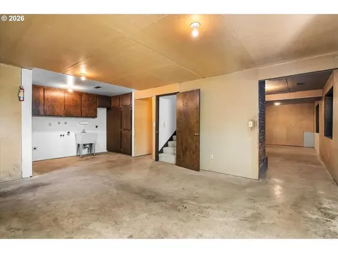 27783 SW Strawberry Hill Drive Hillsboro OR 97123